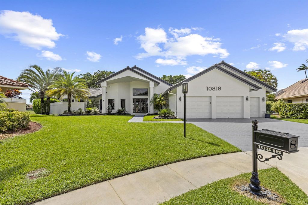 10818 Ashmont Drive, Boca Raton, FL 33498