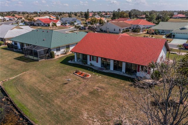 1723 WOLF LAUREL DRIVE, Sun City Center, FL 33573