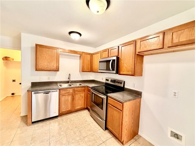 701 E Bonnie Lane, Rogers, AR 72758