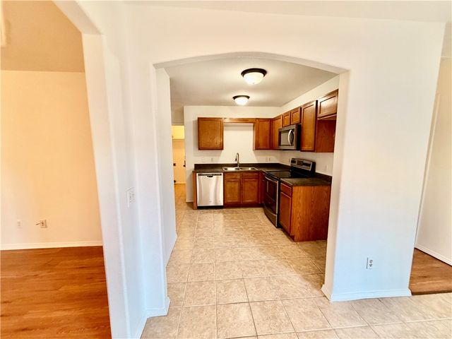 701 E Bonnie Lane, Rogers, AR 72758