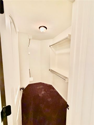 701 E Bonnie Lane, Rogers, AR 72758