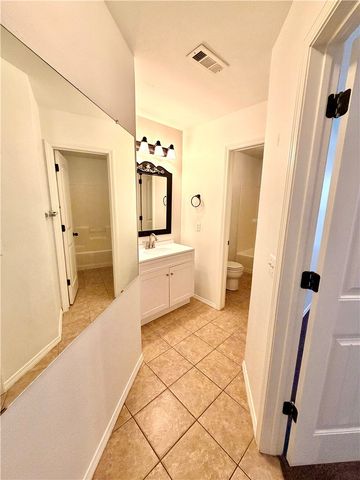 701 E Bonnie Lane, Rogers, AR 72758