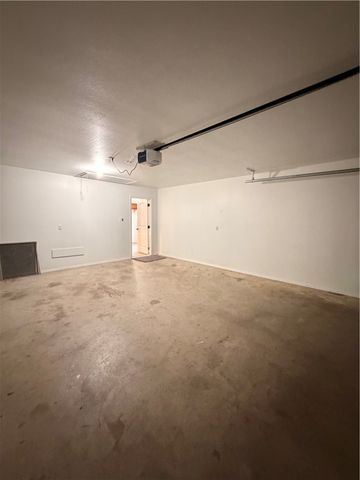 701 E Bonnie Lane, Rogers, AR 72758