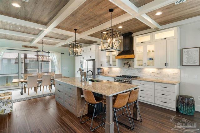 8075 White Sands Blvd, Navarre Beach, FL 32566