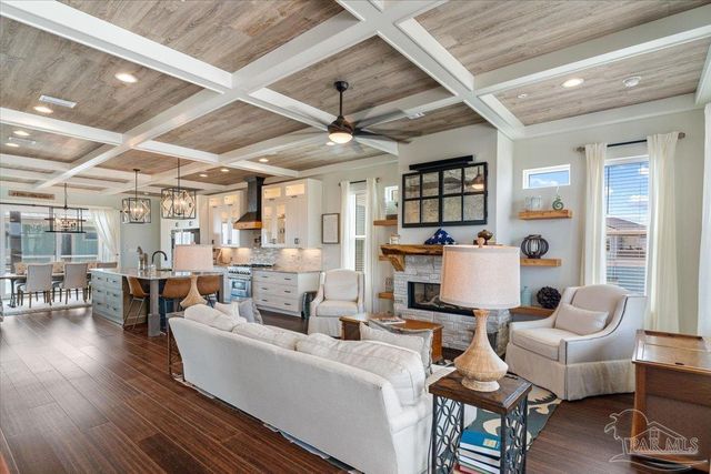 8075 White Sands Blvd, Navarre Beach, FL 32566