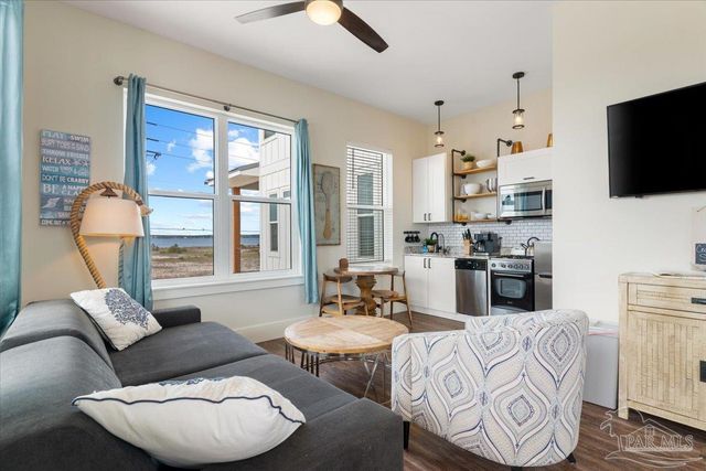 8075 White Sands Blvd, Navarre Beach, FL 32566