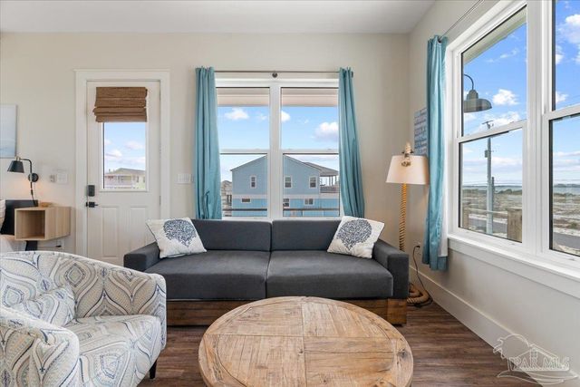 8075 White Sands Blvd, Navarre Beach, FL 32566