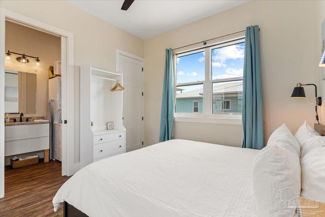 8075 White Sands Blvd, Navarre Beach, FL 32566