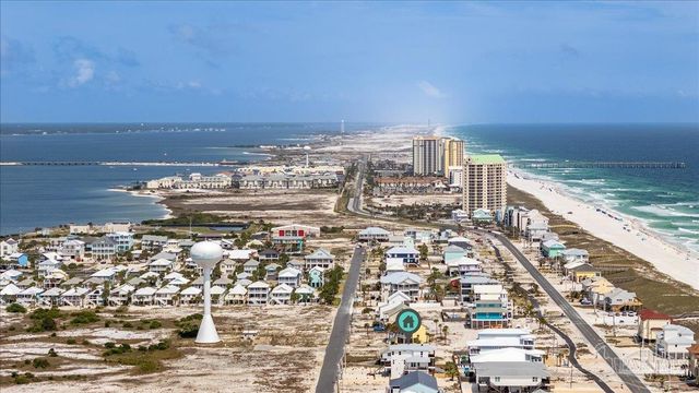 8075 White Sands Blvd, Navarre Beach, FL 32566