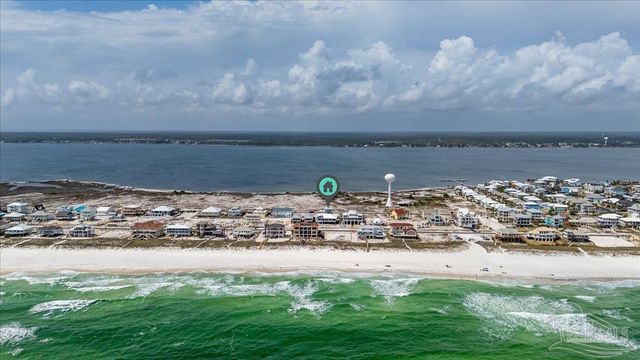 8075 White Sands Blvd, Navarre Beach, FL 32566