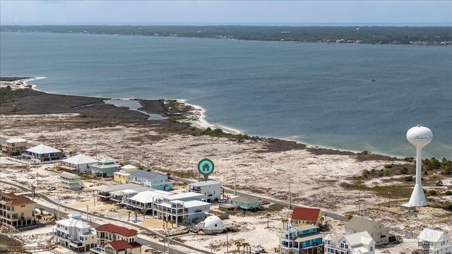 8075 White Sands Blvd, Navarre Beach, FL 32566