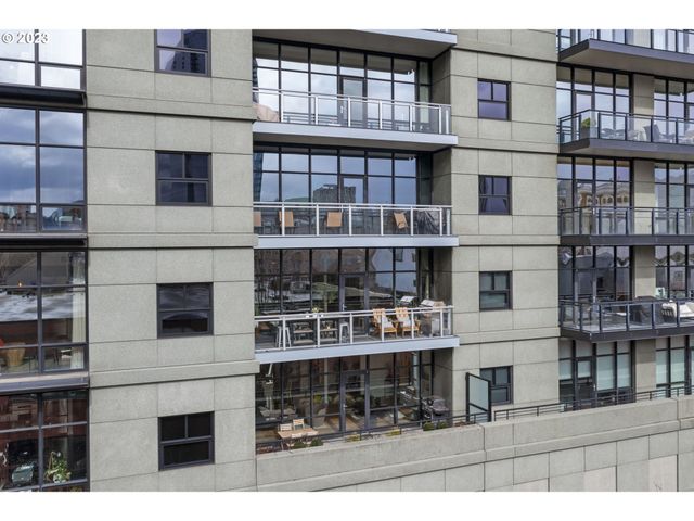 1025 Nw COUCH St 613, Portland, OR 97209