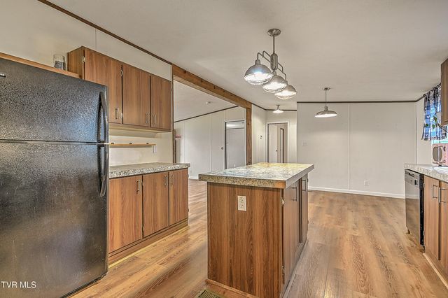 691 Lloyds Chapel Road, Church Hill, TN 37642