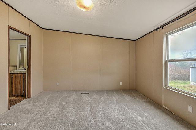 691 Lloyds Chapel Road, Church Hill, TN 37642