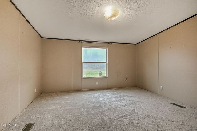 691 Lloyds Chapel Road, Church Hill, TN 37642