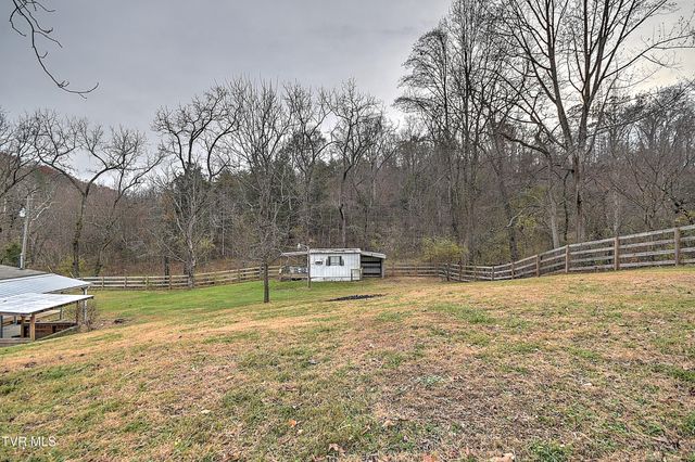 691 Lloyds Chapel Road, Church Hill, TN 37642