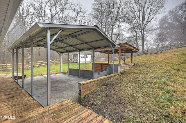 691 Lloyds Chapel Road, Church Hill, TN 37642