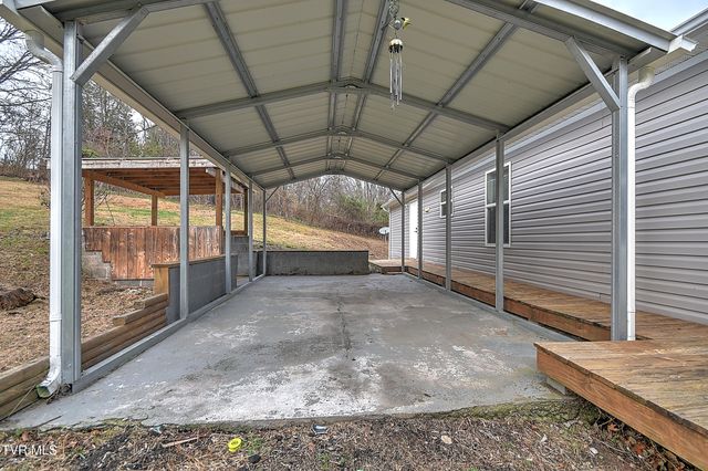 691 Lloyds Chapel Road, Church Hill, TN 37642