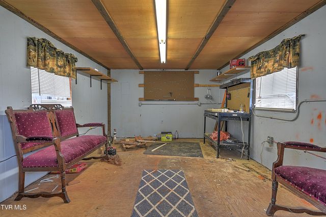 691 Lloyds Chapel Road, Church Hill, TN 37642