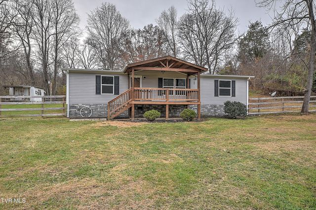 691 Lloyds Chapel Road, Church Hill, TN 37642