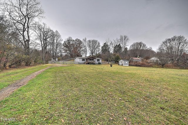 691 Lloyds Chapel Road, Church Hill, TN 37642