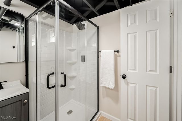 6333 W 130th Street, Parma Heights, OH 44130