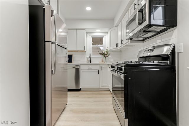 6333 W 130th Street, Parma Heights, OH 44130