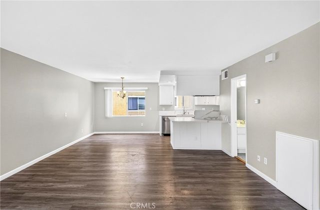 15205 S Budlong Avenue 19, Gardena, CA 90247