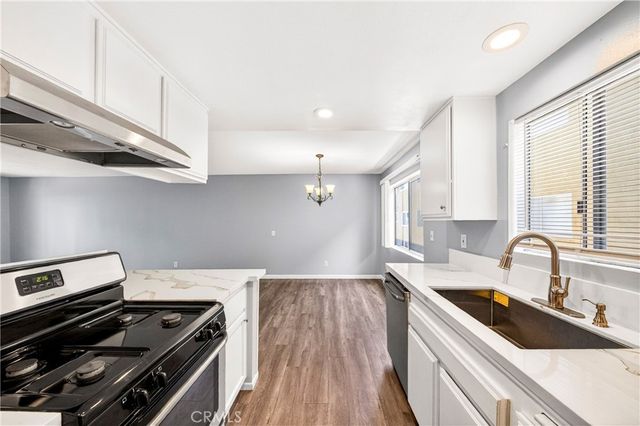 15205 S Budlong Avenue 19, Gardena, CA 90247