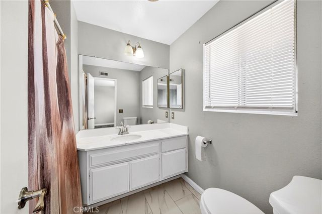 15205 S Budlong Avenue 19, Gardena, CA 90247