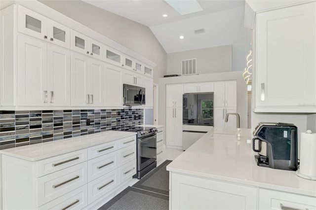 8300 PARKSIDE DRIVE, Englewood, FL 34224
