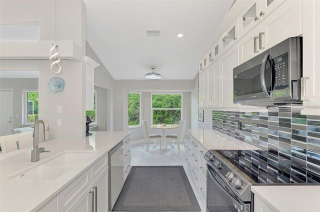 8300 PARKSIDE DRIVE, Englewood, FL 34224