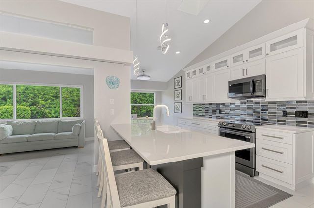 8300 PARKSIDE DRIVE, Englewood, FL 34224
