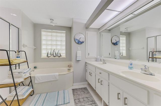 8300 PARKSIDE DRIVE, Englewood, FL 34224