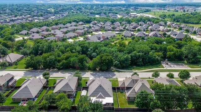 114 Lyndhurst Drive, Wylie, TX 75098
