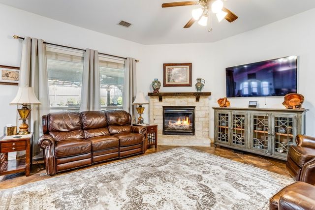 114 Lyndhurst Drive, Wylie, TX 75098