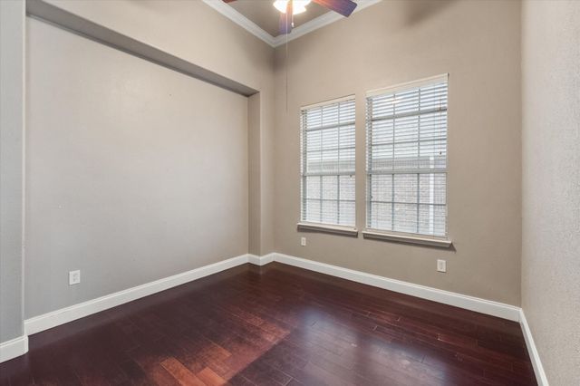 1008 Linden Drive, Burleson, TX 76028