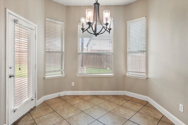1008 Linden Drive, Burleson, TX 76028