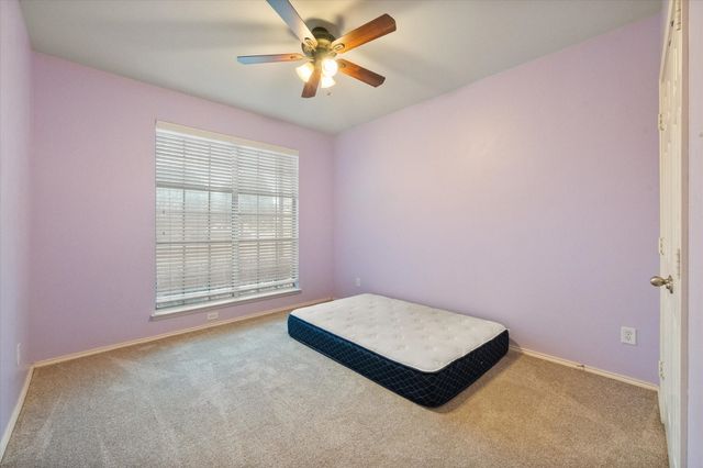 1008 Linden Drive, Burleson, TX 76028