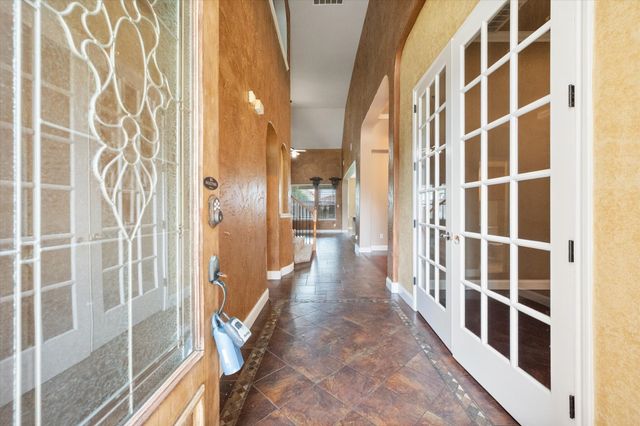 1008 Linden Drive, Burleson, TX 76028