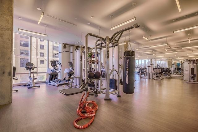 188 Brookline Avenue 25G, Boston, MA 02215