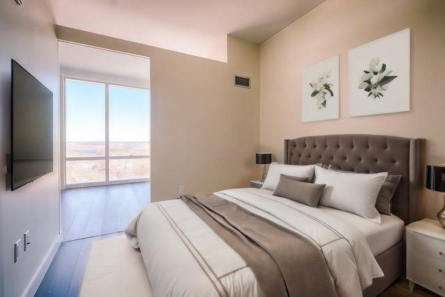 188 Brookline Avenue 25G, Boston, MA 02215