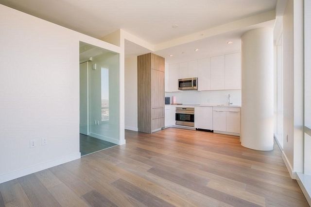 188 Brookline Avenue 25G, Boston, MA 02215