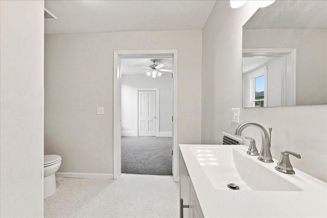 2227 AVENUE E, Council Bluffs, IA 51501