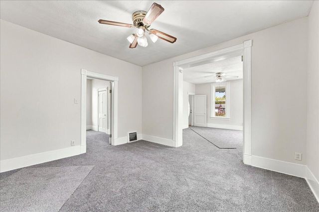 2227 AVENUE E, Council Bluffs, IA 51501