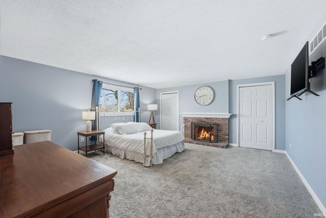 10018 Quachita Court, Fort Wayne, IN 46804