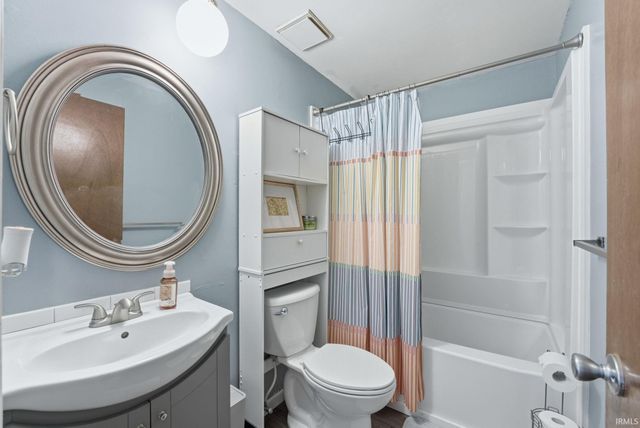 10018 Quachita Court, Fort Wayne, IN 46804