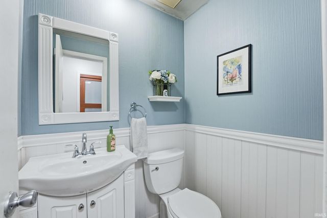 10018 Quachita Court, Fort Wayne, IN 46804