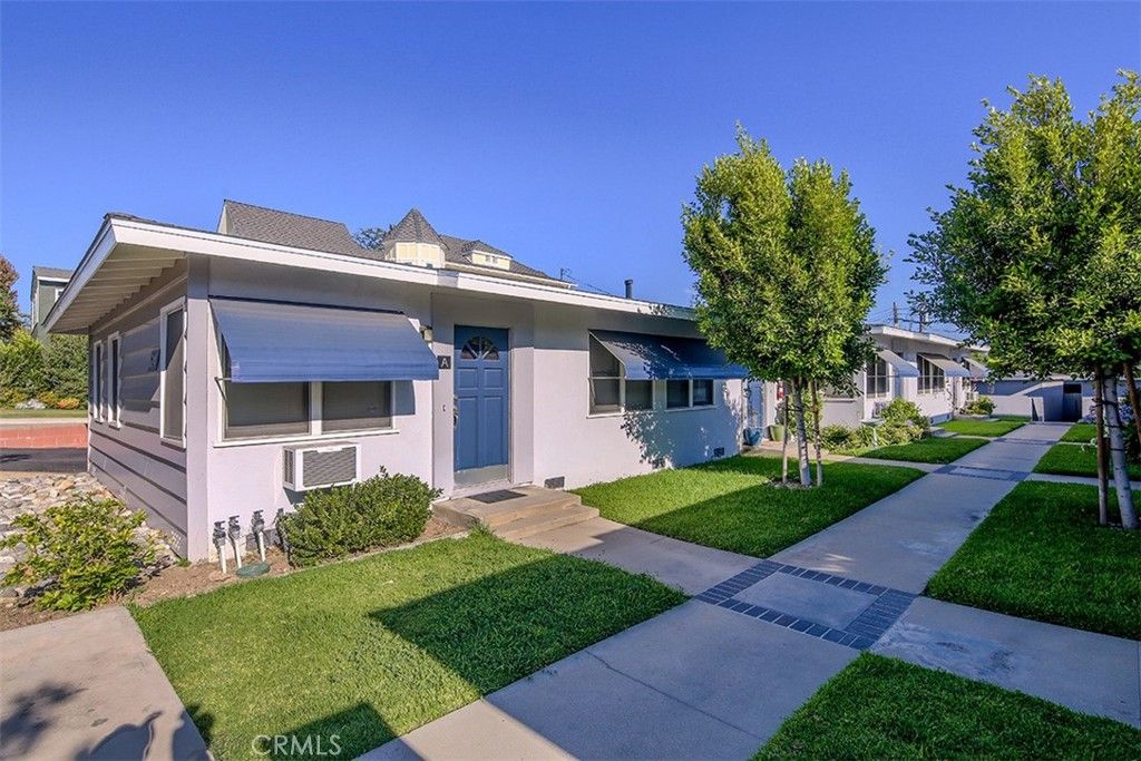 Image 2 of property listing at 624 W Foothill, Monrovia, CA 91016