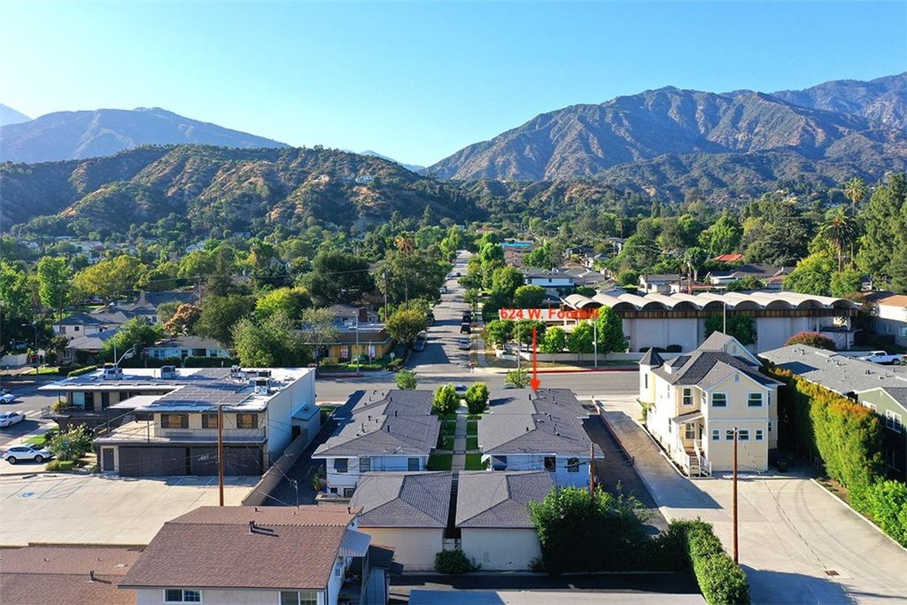Image 7 of property listing at 624 W Foothill, Monrovia, CA 91016
